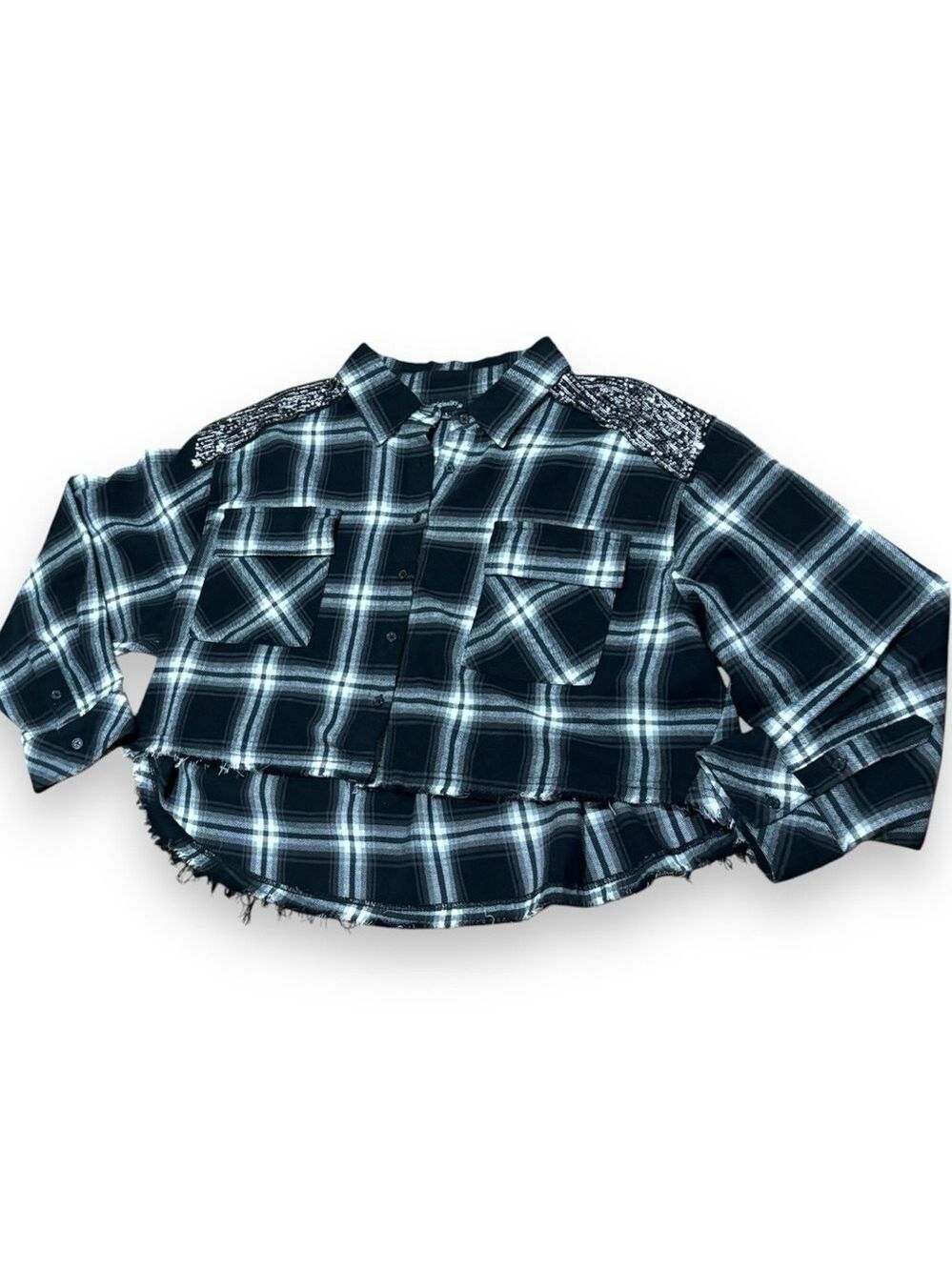 Originality Black White Plaid Cropped Raw Hem Oversize Flannel Top – Large